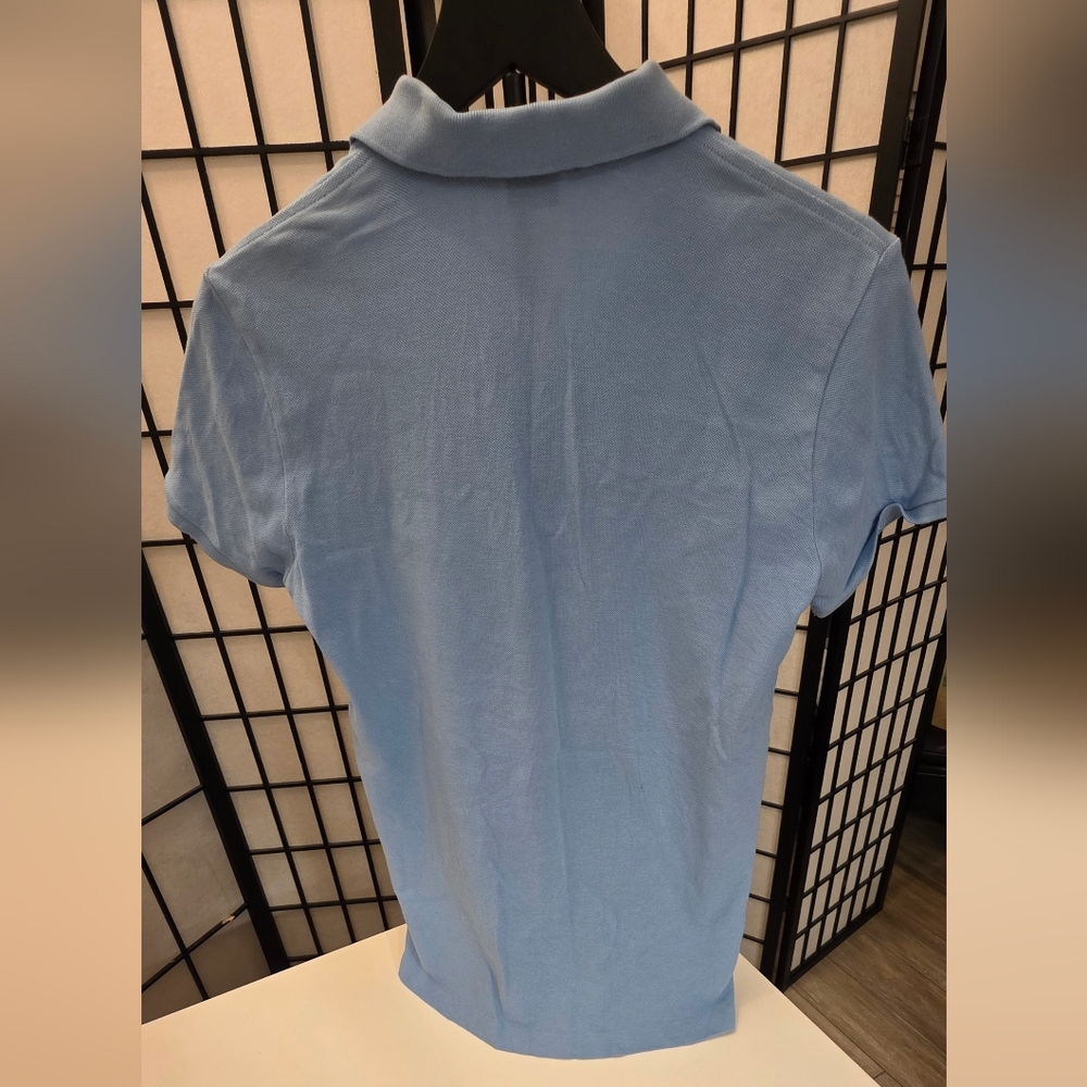 Ralph Lauren Women's Light Blue Classic Fit Polo ~ Size Medium - Picture 7 of 9